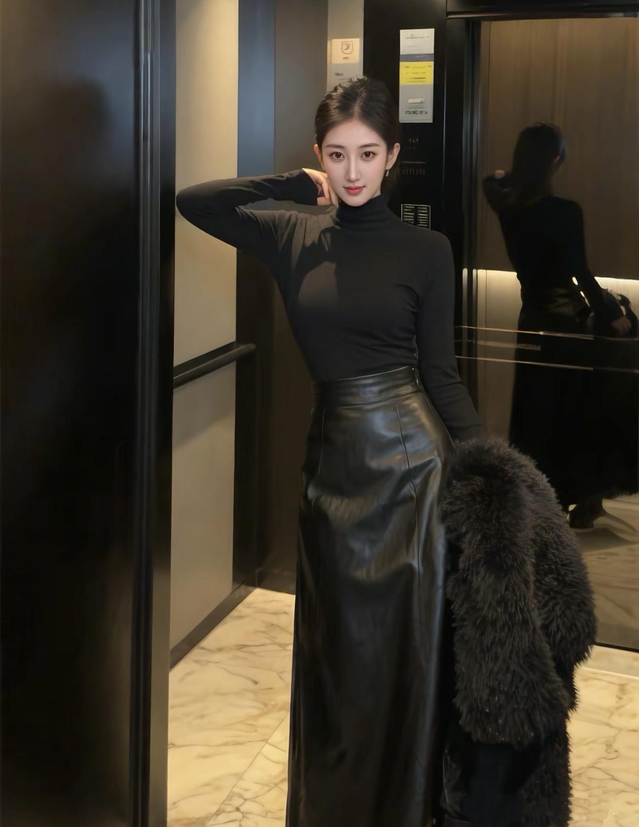 镜中人影，似水年华。