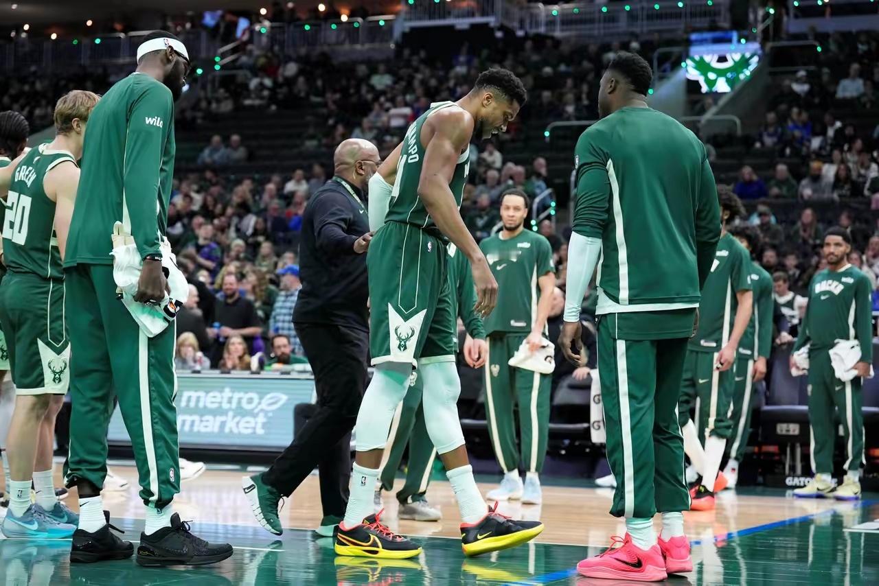 老鹰队是字母哥交易的一个潜在黑马球队，老鹰可出丰厚的交易筹码来换取字母哥:老鹰: