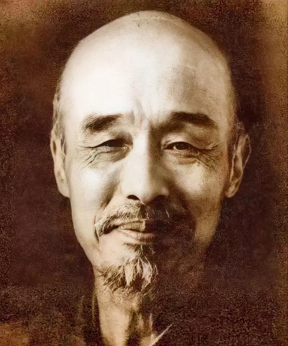 弘一法师：“遇见是因为有债要还，离开是因为债还清了。前世不欠，今生不见，今生相见