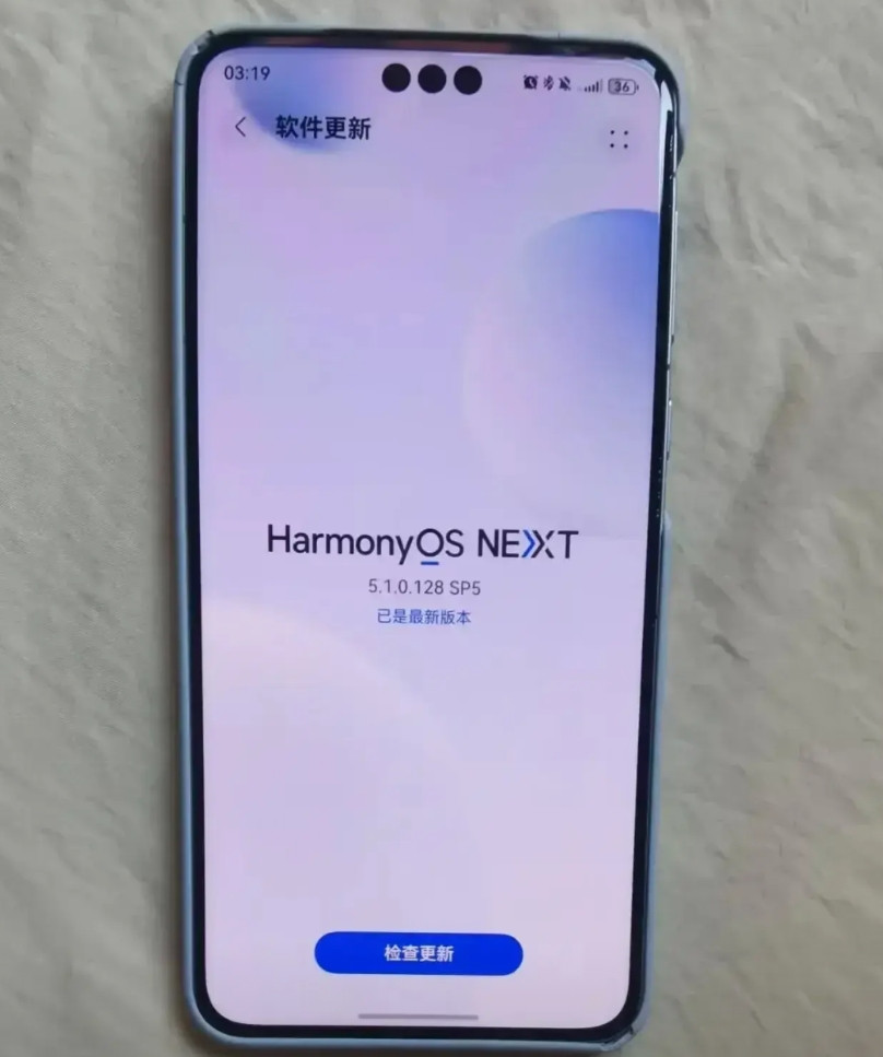 同事的孩子考上了大学，还没开学已经投资了10000多元。尤其是手机，太挑剔了！