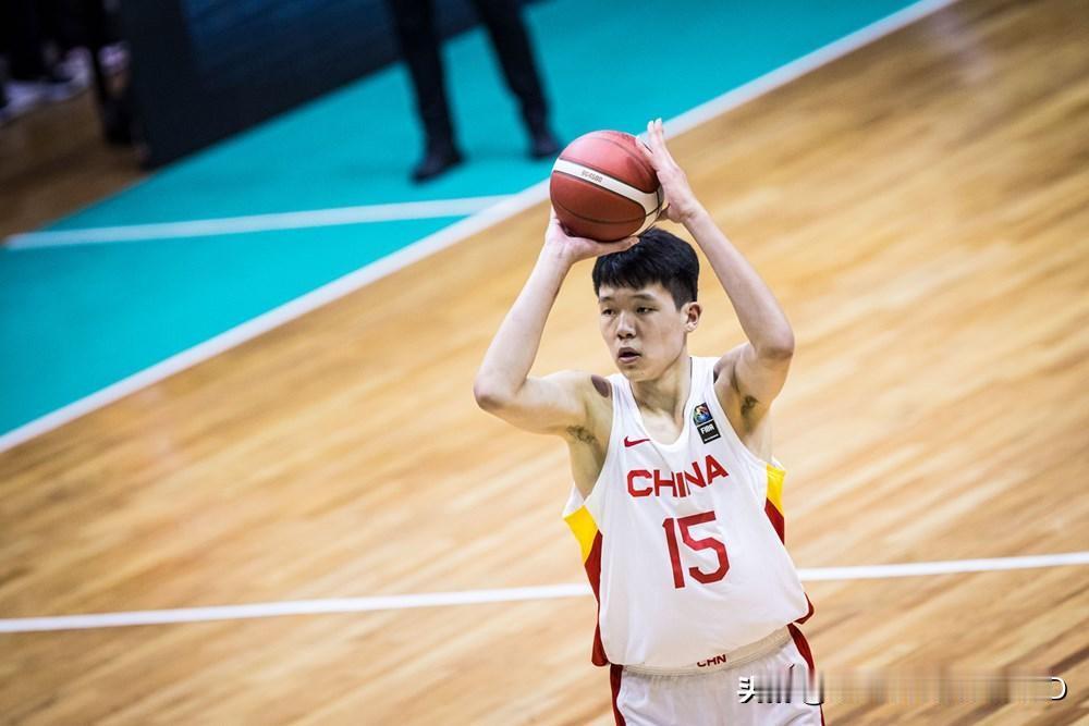 杨瀚森在NBA砍20+7+7，余嘉豪西乙连续4场比分上双！确实留洋才能让中国球员