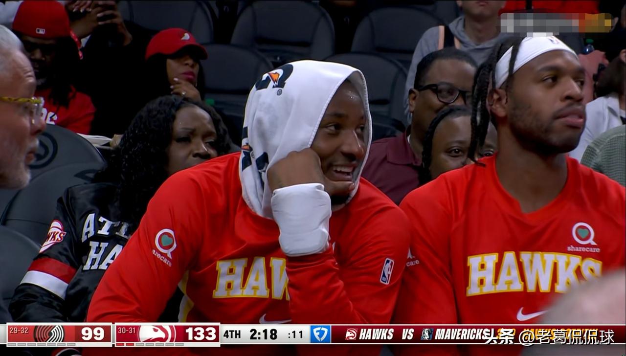 老鹰新援库明加真是如鱼得水！在今天老鹰主场以135：101大胜开拓者的比赛中，库