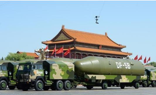 中国直接给美国划下了最明确的红线：只要有一颗导弹落到中国本土上，美国就要承受被彻