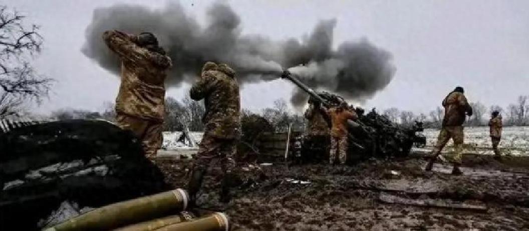 波克罗夫斯克防线激战失守！泽连斯基决意背离西方，乌全面失控？最近顿巴斯局势紧张