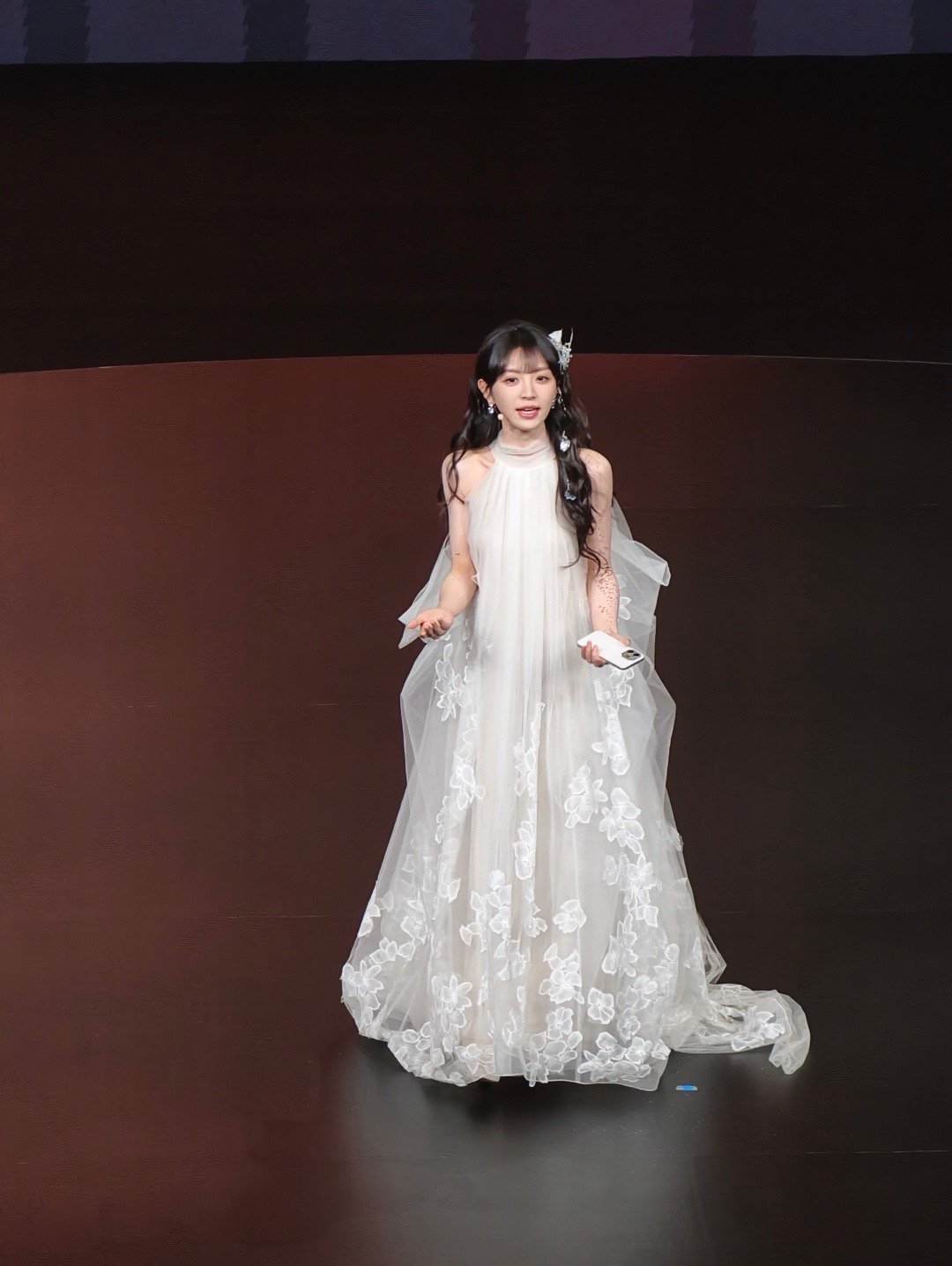 vivoS50系列发布会上，田曦薇好美！