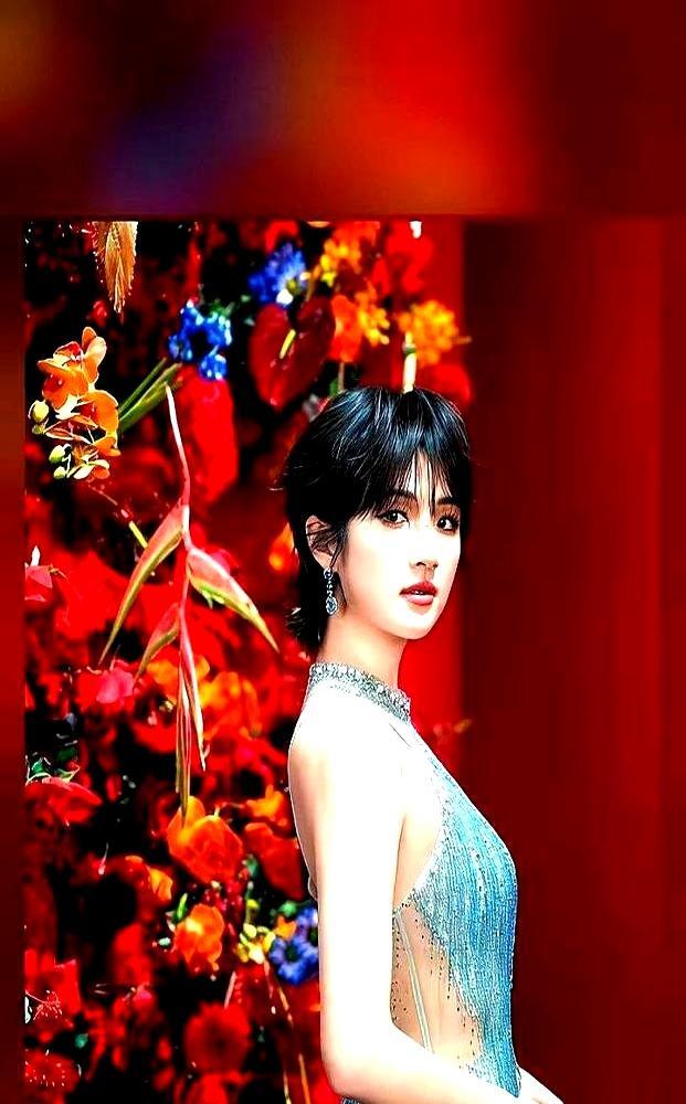 导演住100块钱的旅馆，女主角自己搬椅子，这部剧穷得叮当响，播放量却干到了8个亿