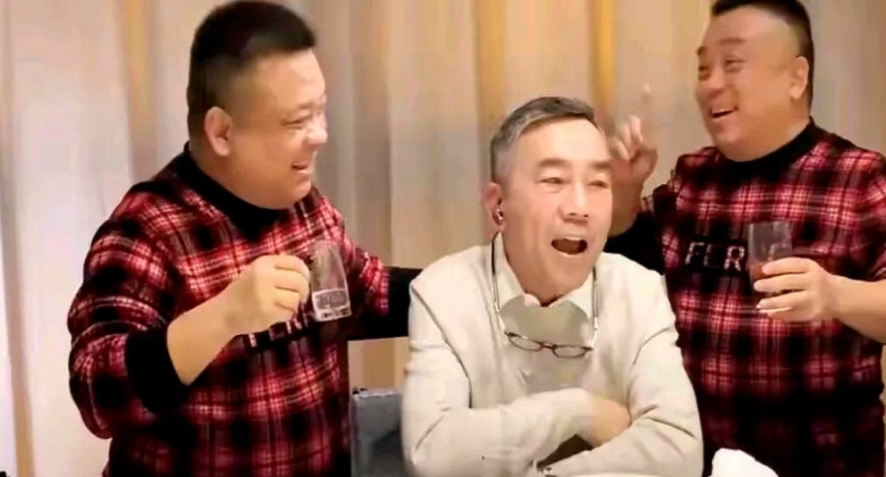 天津虎哥五十一岁去世，又给世人敲响了警钟！毕竟才五十一！六月初他住院那会儿，
