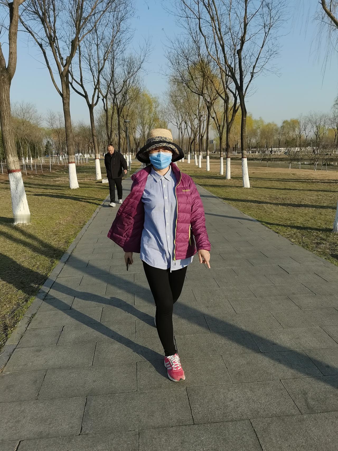 意料之中，意料之外1、意料之中，是会跌。跌的有点多，近5000家下跌。这也是接