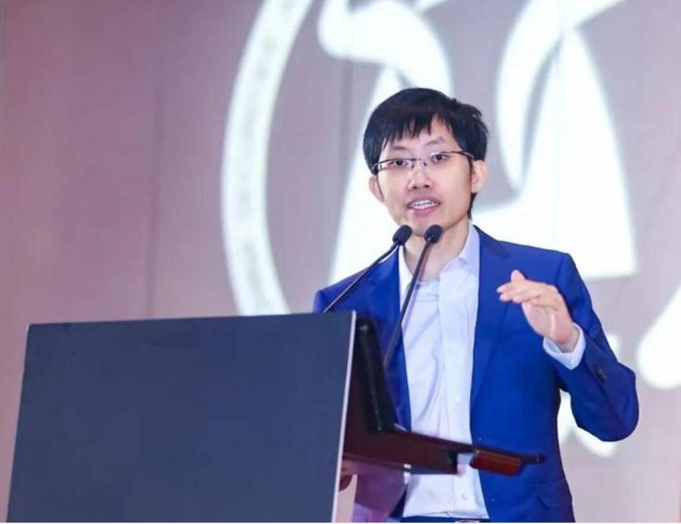 《自然》2025年度十大人物揭晓12月8日，英国《自然》杂志揭晓2025年度十