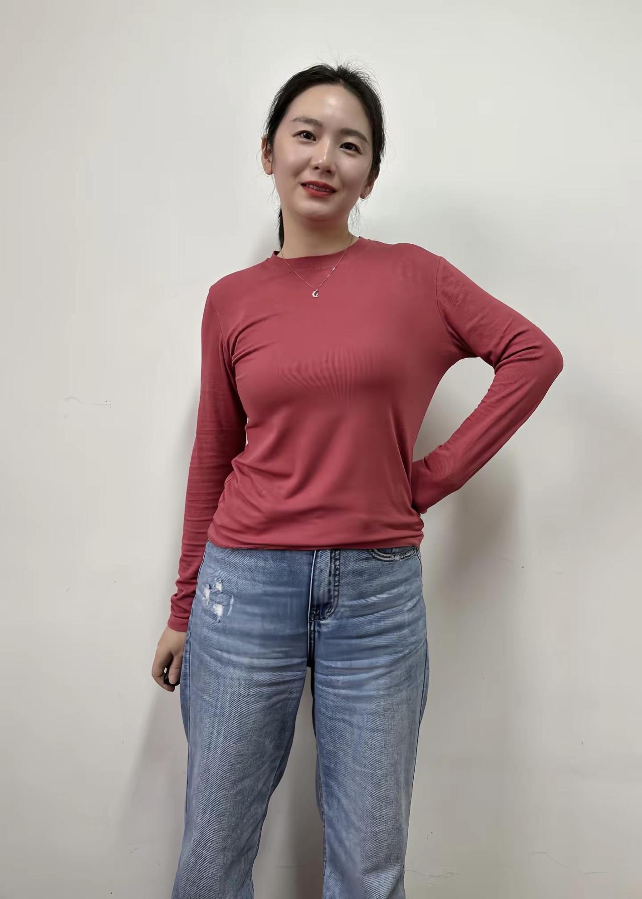 太严肃的话，是没办法在人间寻欢作乐的。针织打底打底t恤女可外穿上衣穿搭小技巧