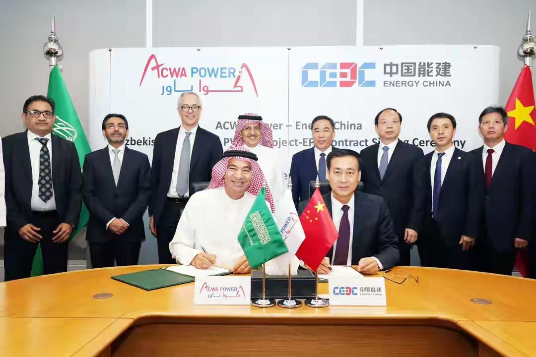 沙特王储心里门儿清！对中国砸真金白银，给特朗普的万亿承诺全是大饼世事看人，