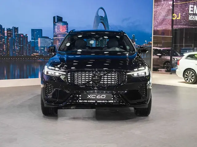 沃尔沃也挺不住了, XC60降价13.4万, 配2.0T+8AT, 还看啥途观L