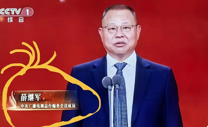 薛继军，是不是觉得这个名字熟悉且陌生？也许你不一定关注他，但你却没少看他主编的