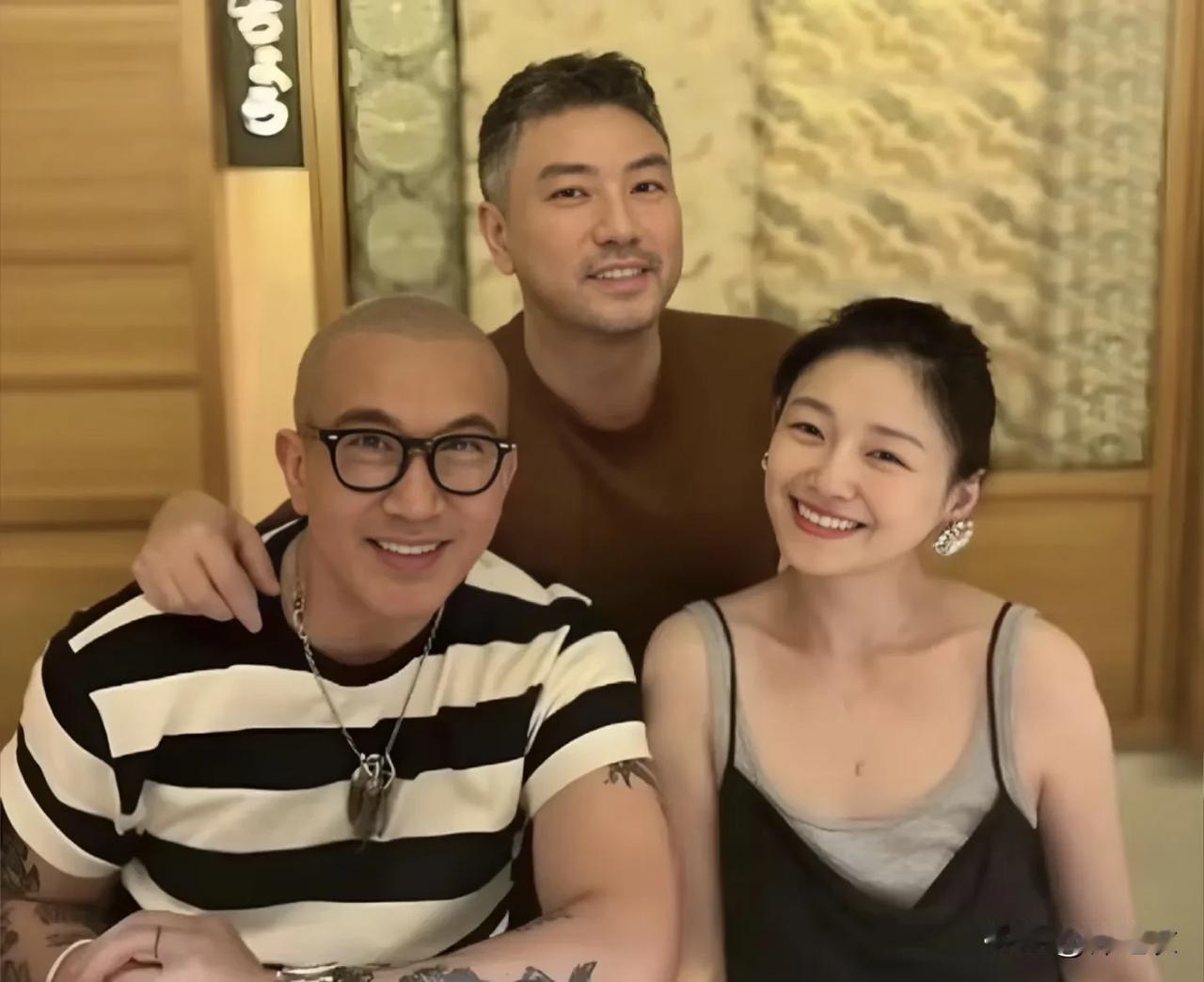 我相信大s和具俊晔最后这三年是相对幸福的，因为她一直是家里的主心骨，充当了父亲的
