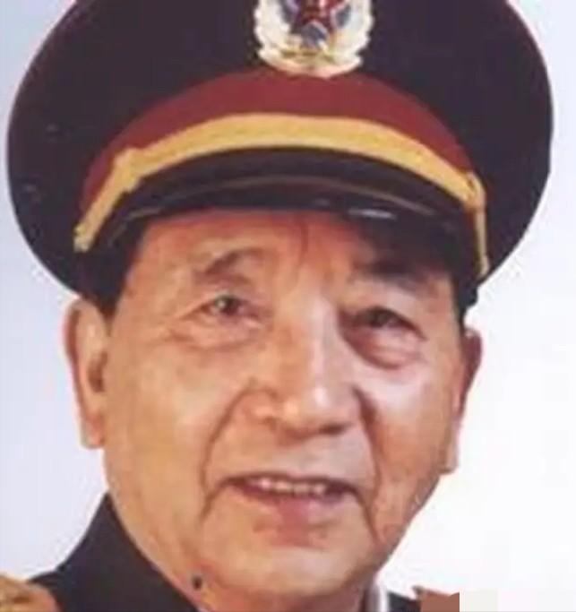 1932年，身处鄂豫皖苏区战事中的徐向前，在“肃反”风波里得知部下陈锡联遭