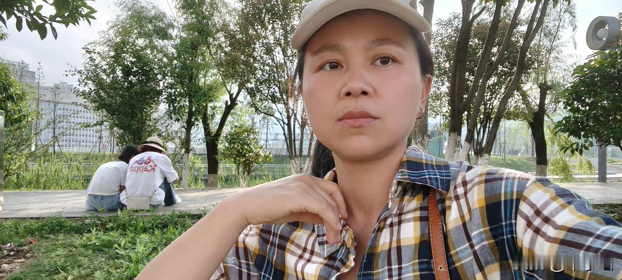 今天二婚老公说我脑子进水了。得了癌症，还好意思说出去，不怕丢人现眼，又不是什么好
