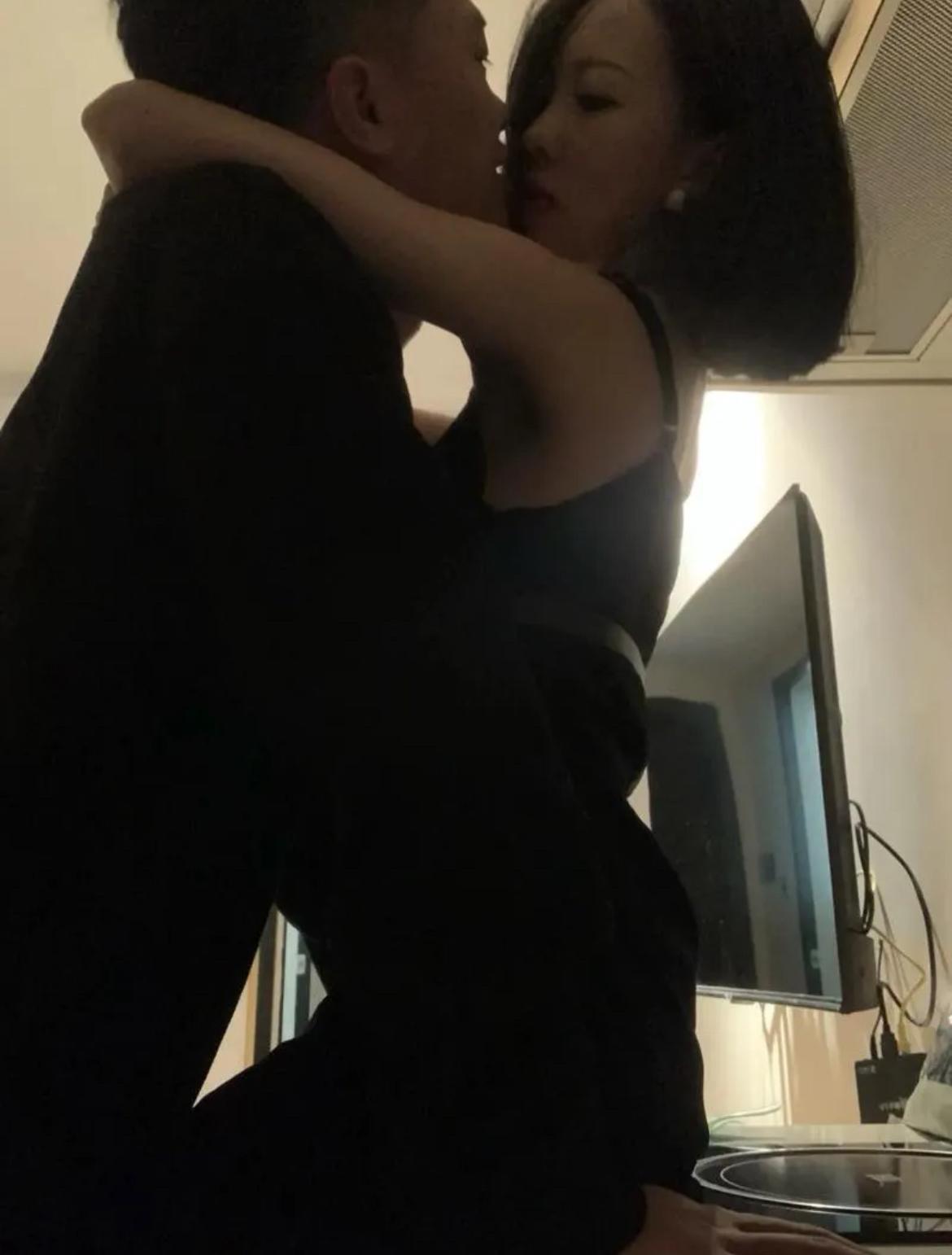 男人为什么不要在外面乱搞我有一个朋友跟我说，她遇到一个老道士，跟她说，无论男