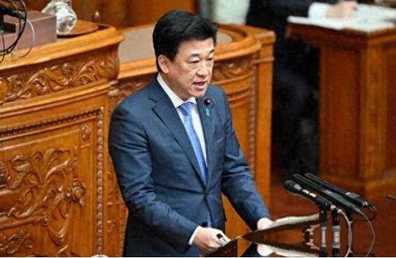 中美军事碰撞曾经已成定局！如今局势是：美国想回撤重整内政，但东方大国不答应！你在