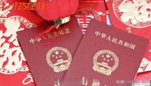 云南昆明，一女护士和男大学生相恋几个月后便领了结婚证，可没想到才领证1小时，男大