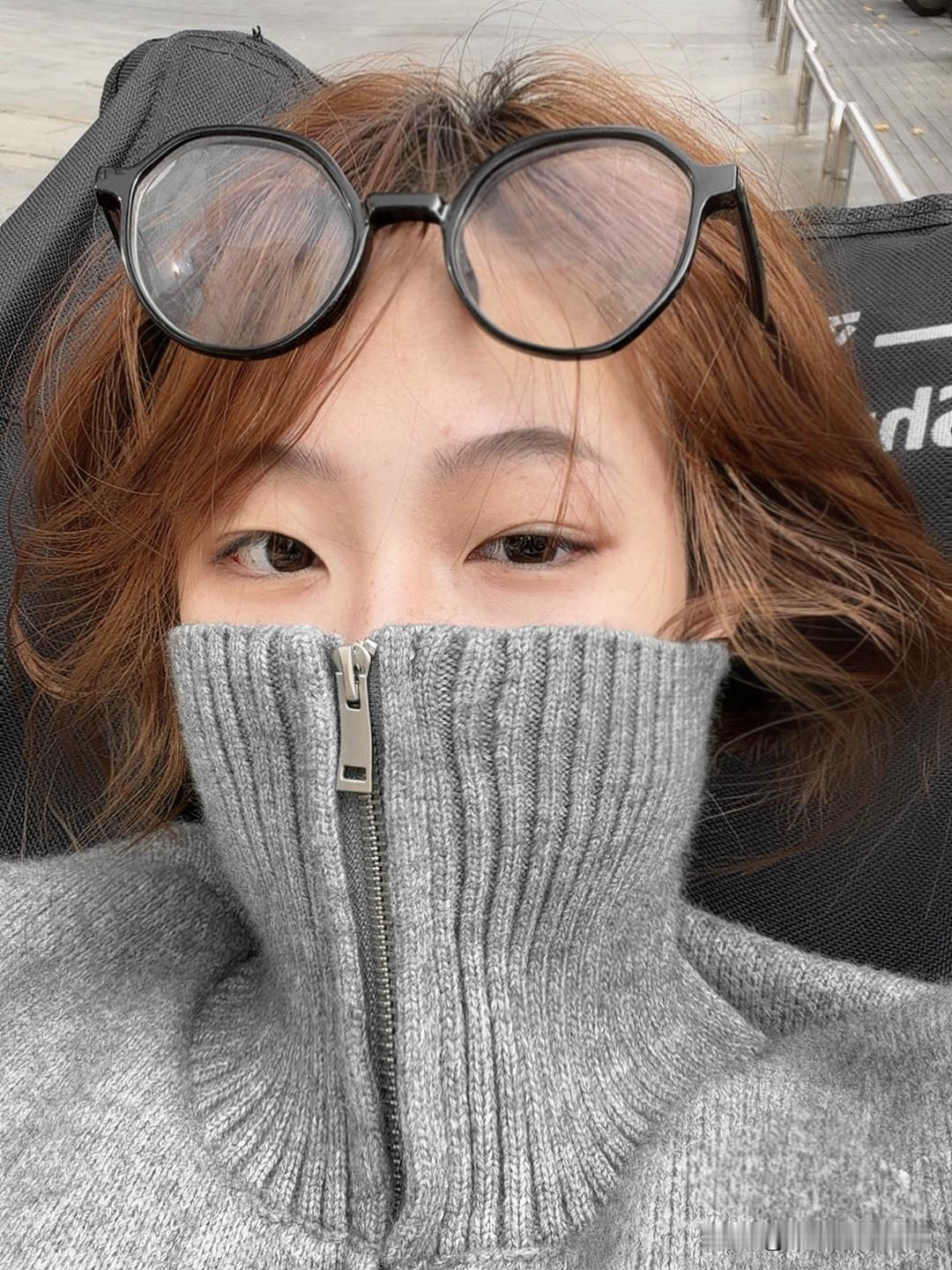 圣诞节没吃苹果，和女朋友狠狠吵了一架。最后我想着把她以往给我的钱，都转给她，分