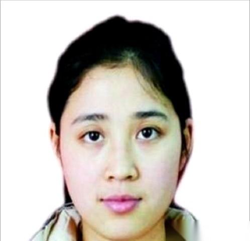 “我养你，不是为了让你养我。”“你得有你自己的人生。”一个快被病拖垮、瘦成骨