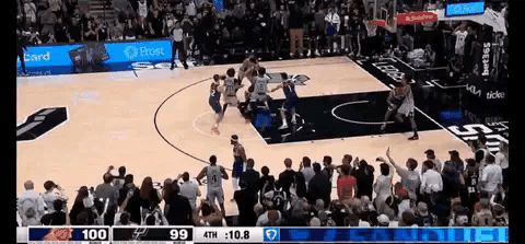 文班亚马绝杀。就这么有底气，有自信，自己运球压时间，右侧突破，急停后仰，跳投命