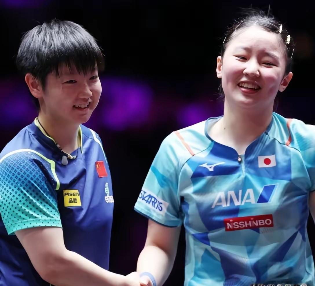 孙颖莎退赛，日本队刚松口气，早田希娜一句“王曼昱还在”，张本美和的脸瞬间就垮了。