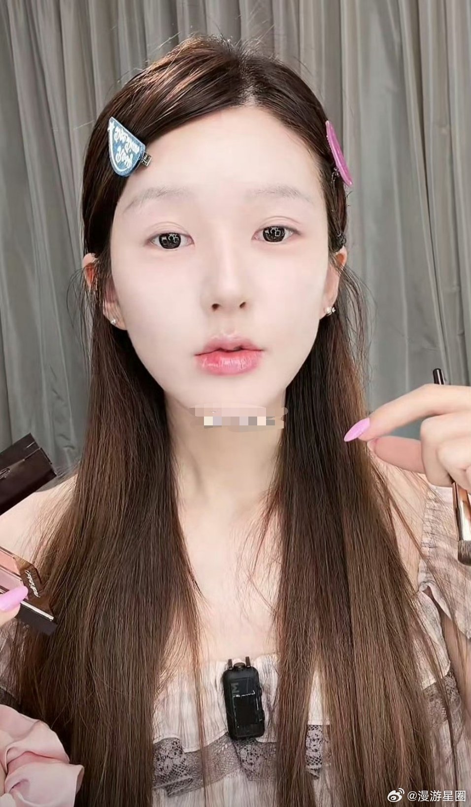 虞书欣素颜VS赵露思素颜，谁赢了？虞书欣素颜VS赵露思素颜，谁赢了？