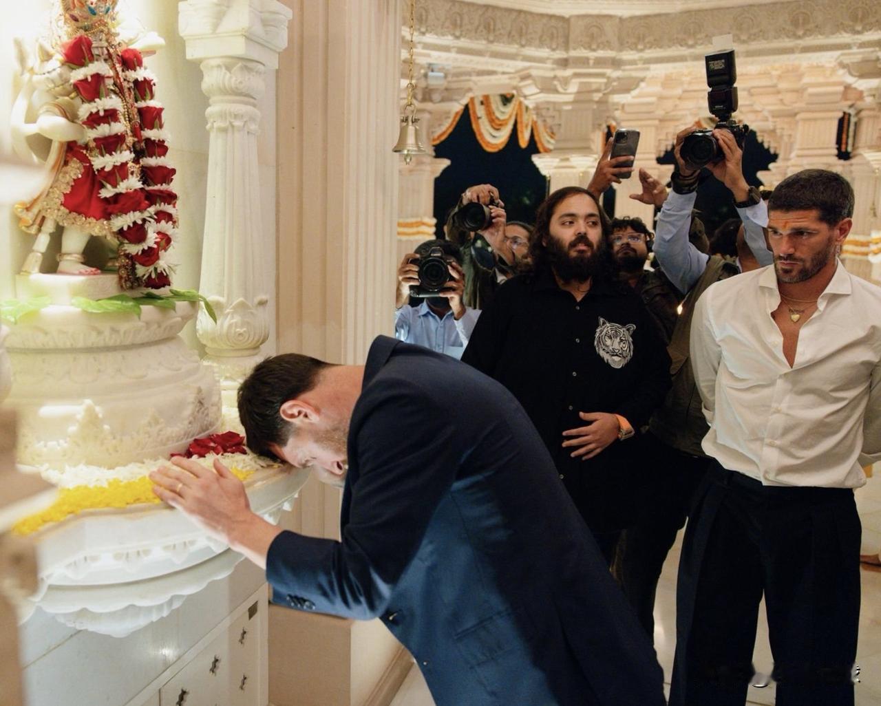 梅西结束印度行！3天带走1.4亿梅西在个人ins发文：德里、孟买、海得拉巴和加