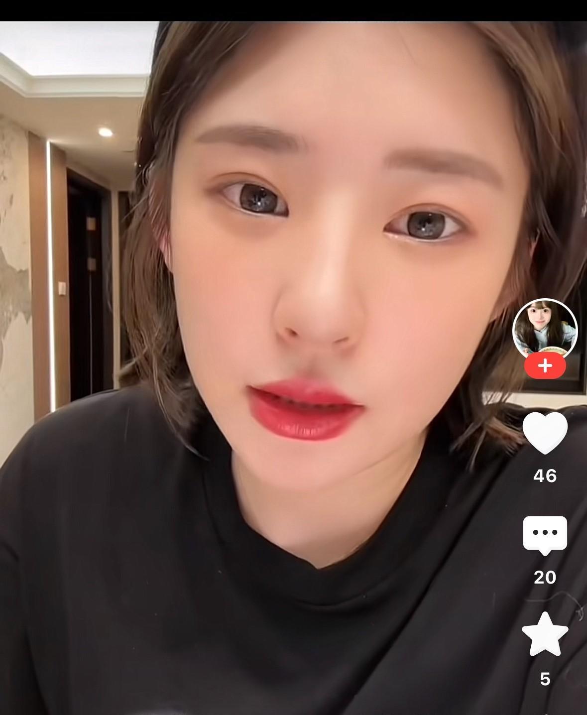 很多人都催黄一鸣找个好人嫁了吧！她说“我这辈子就准备这样了，以后等我老了，如果