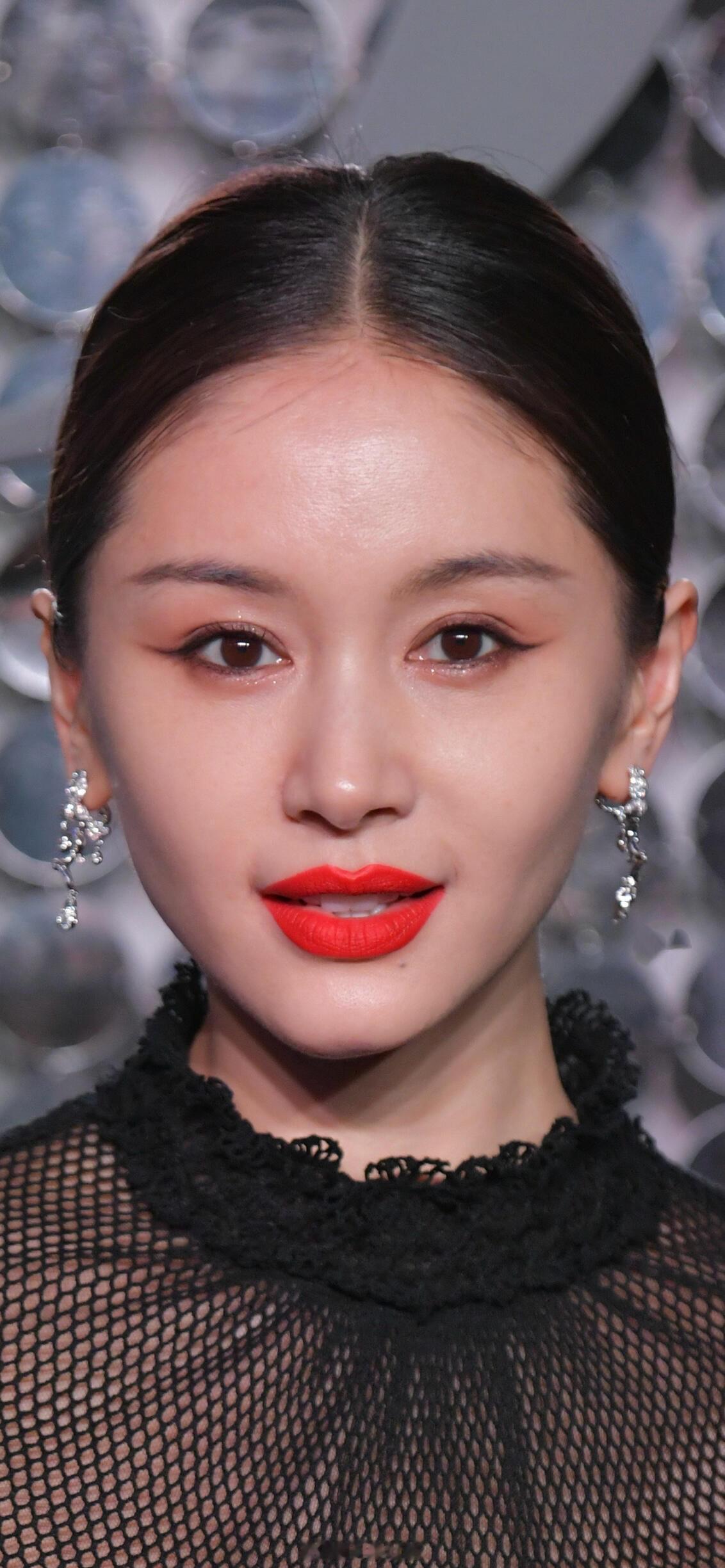 王子文的口红太土气了吧