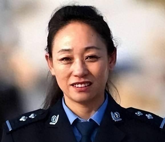 1998年，内蒙一女子自家商店被盗，女子通过足迹跟踪到盗贼，没想到女子竟然被破格