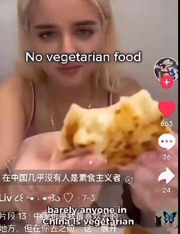 英国女生看到网上好多人来中国游玩,她自己也心动了,于是她就动身前往上海,因