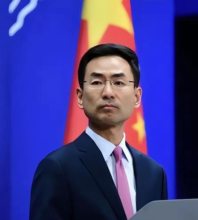 列强军舰堵在家门口，炮管直指要害，第一念头却是赶紧清点家底，算算能凑出多少银两打