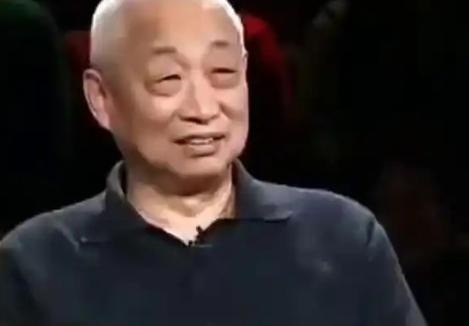 “陈赓大将有没有怕的人？”面对主持人蔡国庆提出的这个问题，陈赓之子陈知建毫不犹豫