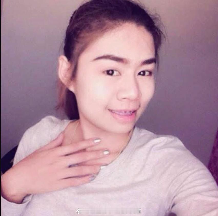 王室王室泰国王室奥拉侬2026年4月23日，中国功德仪式上的小主们：奥拉侬巴帕