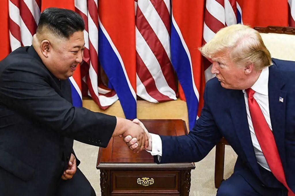 特朗普说我跟金正恩关系很好，美国绕过首尔，直接跟平壤打交道8月16日，特朗普
