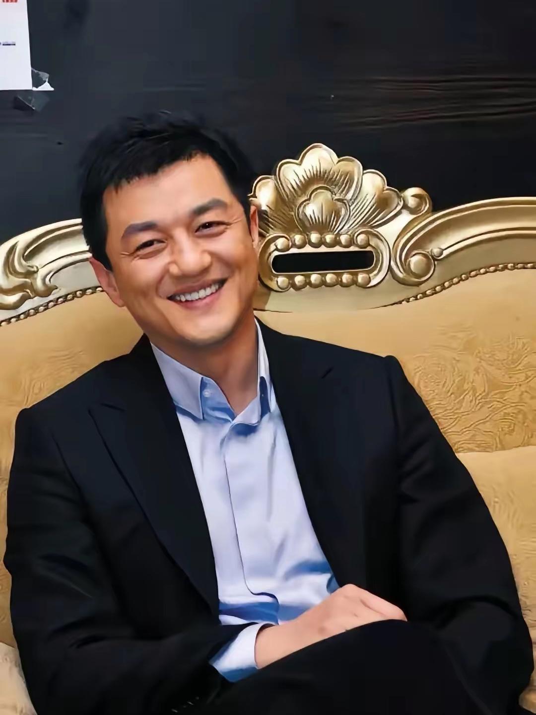 李亚鹏要翻盘了！车圈好消息∶“好人有好豹”，比亚迪请李亚鹏代言。一个被议论