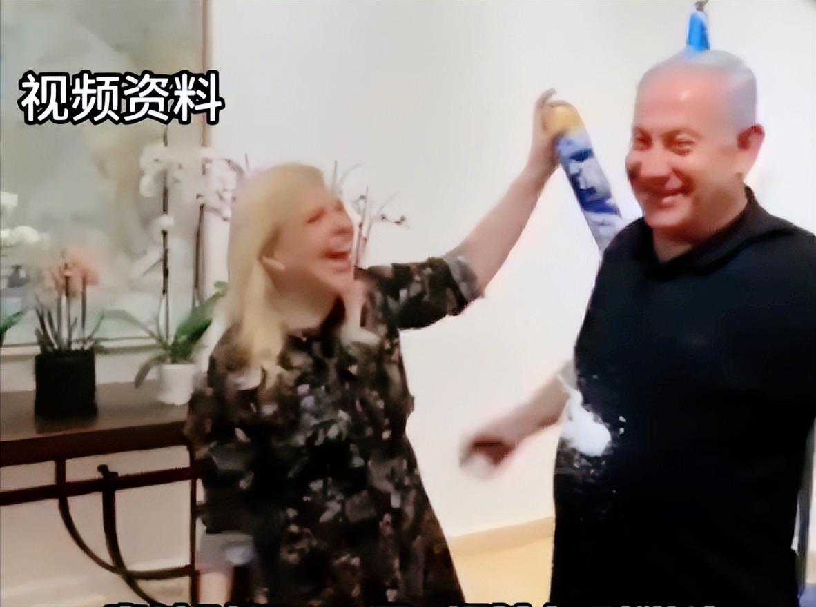 最近以色列主流媒体爆料，总理内塔尼亚胡的妻子萨拉接到白宫请柬，即将飞往华盛顿参加