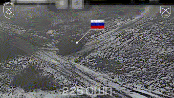 俄军装甲车14名俄兵被乌军225团炮火摧毁在扎波罗热州前线，俄军发动新年首次装