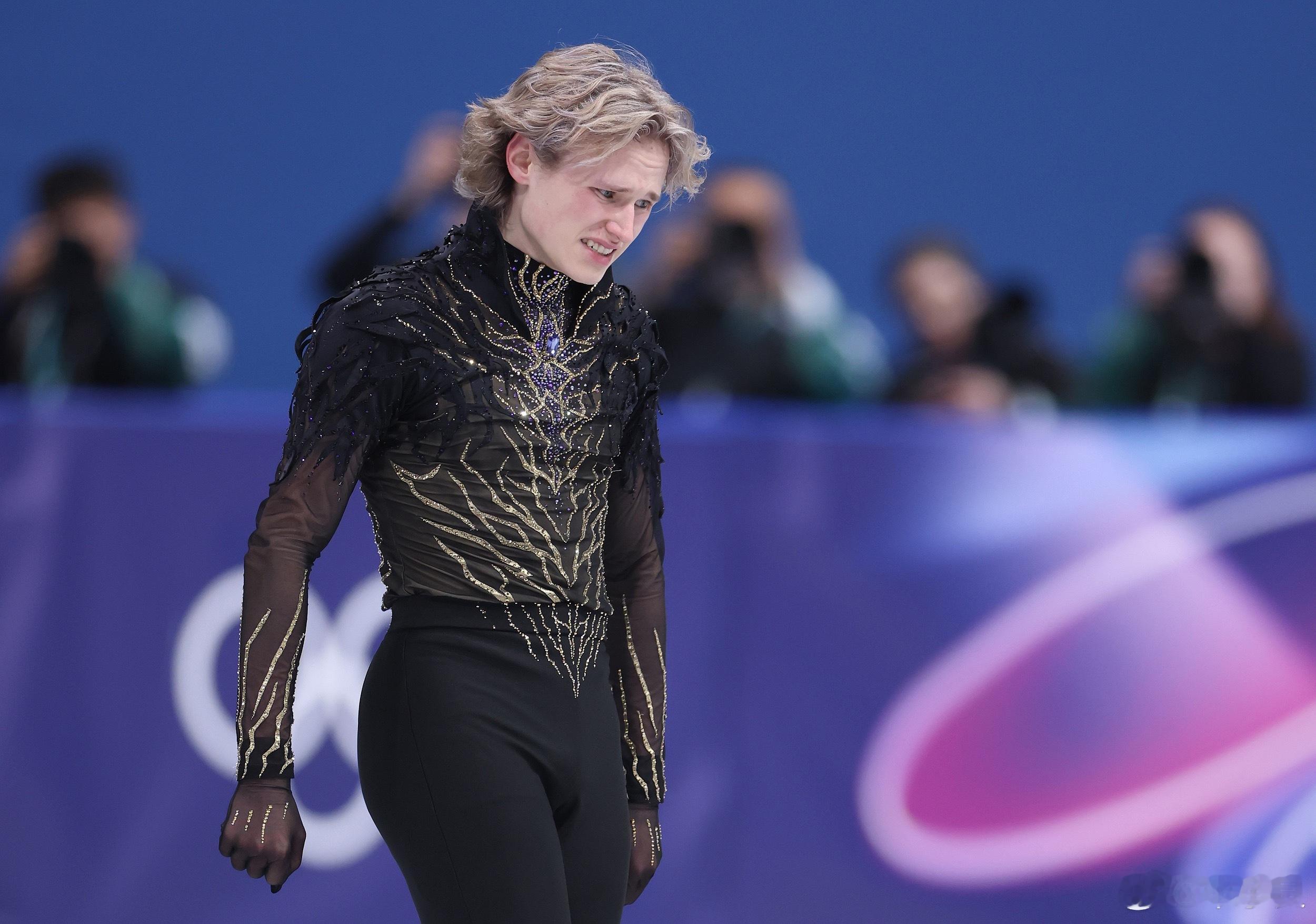 马里宁自由滑重大失误冬奥会“我搞砸了。”走下赛场，马里宁仍然不敢相信自己的糟糕