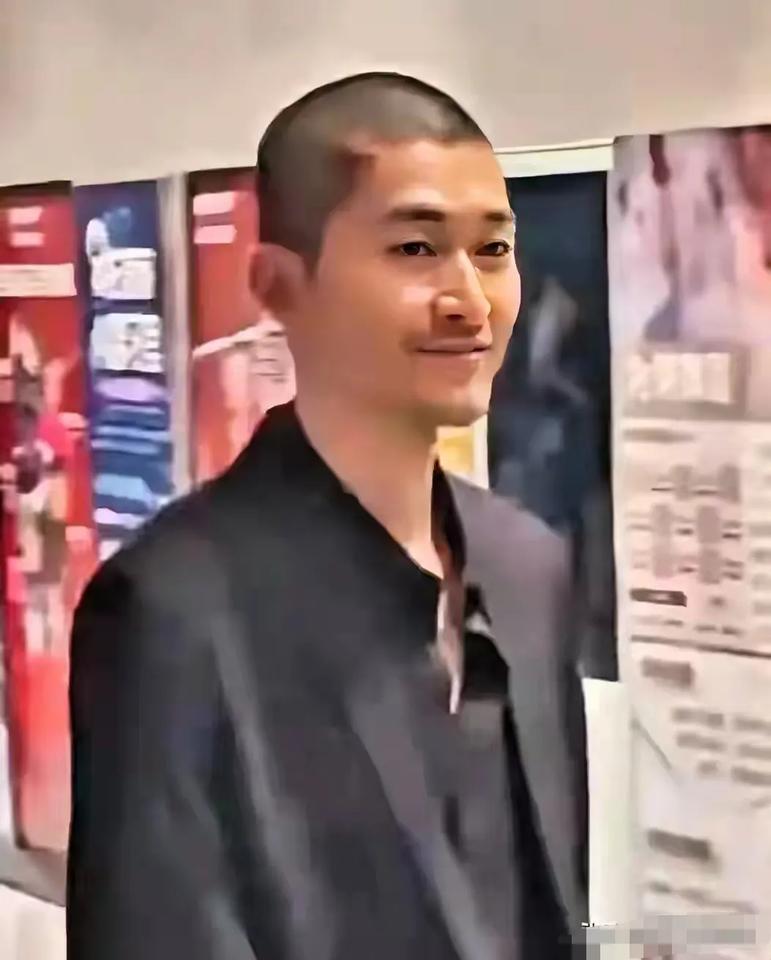 张翰这是怎么了？在本该结婚生子的年龄剃成了光头，莫非为了演戏改了形象？