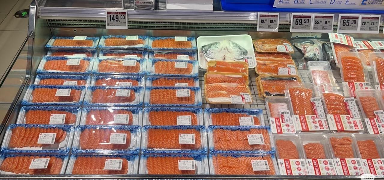 感觉身边很多人都爱逛山姆，我却觉得永辉超市还不错，除了不想支付每年那固定的会