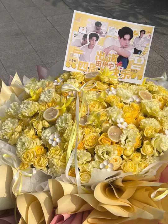 内娱神仙星粉关系微小说大赛真诚永远是必杀技，偶像与粉丝双向付出，成就内娱最美好