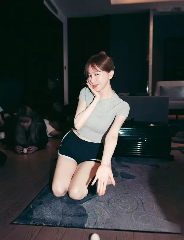 王心凌清纯可爱秀雪白美腿少女感十足​​​