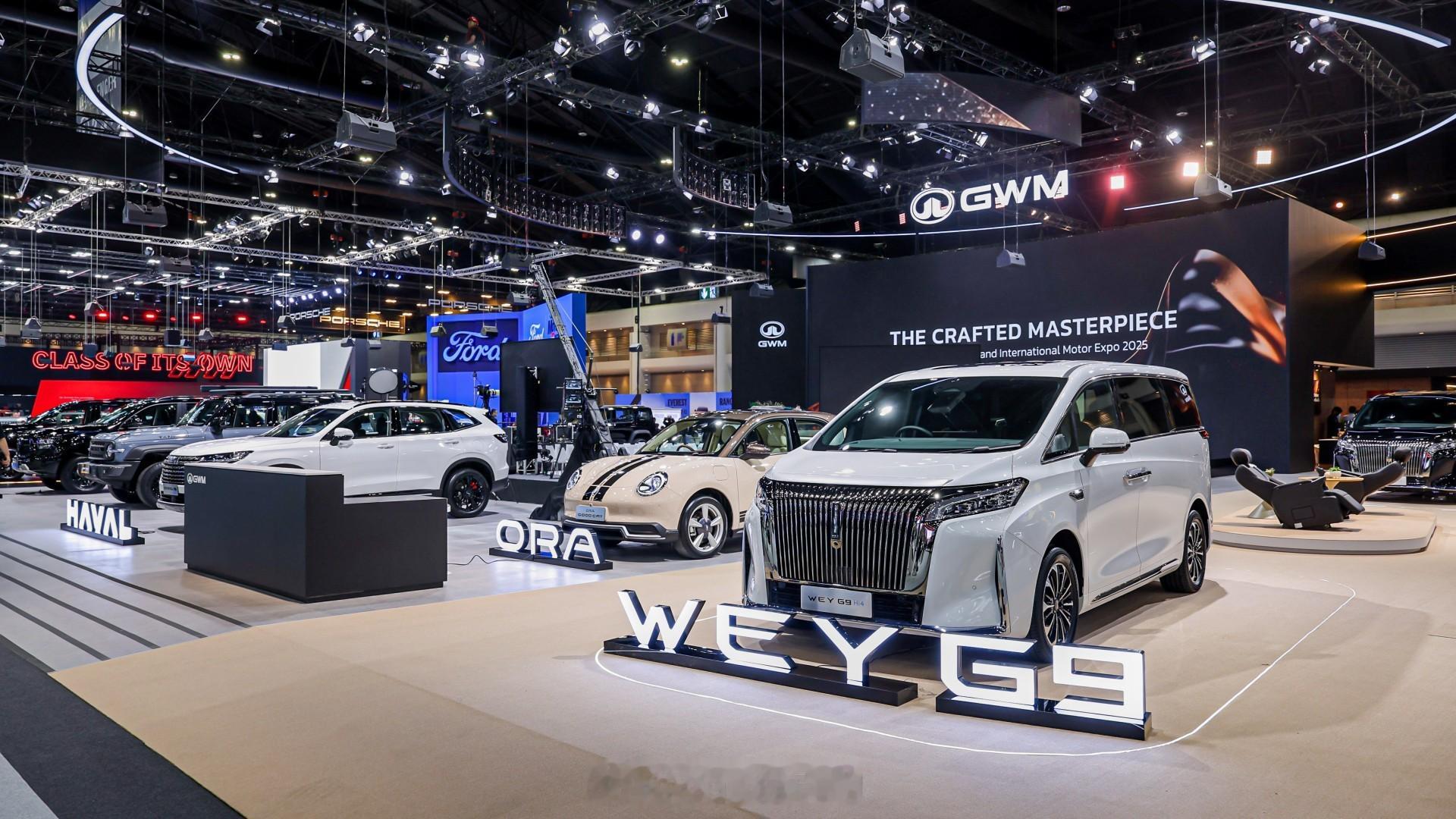 右舵高山亮相泰国国际车展了，准确说是直接上市，售价2,349,000泰铢，约合人