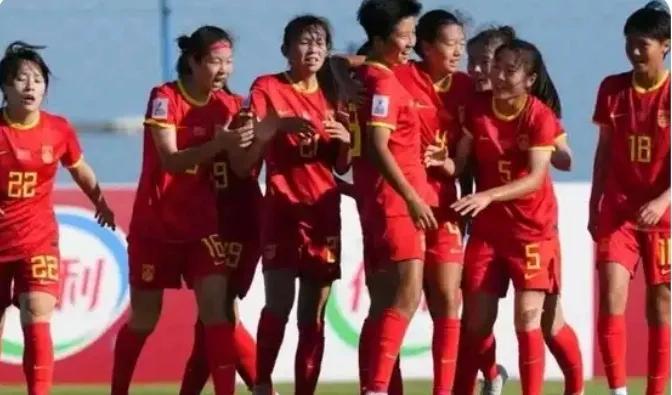 中国女足16强淘汰赛将战巴西队，中国U17女足4比0大胜厄瓜多尔U17女足，获得