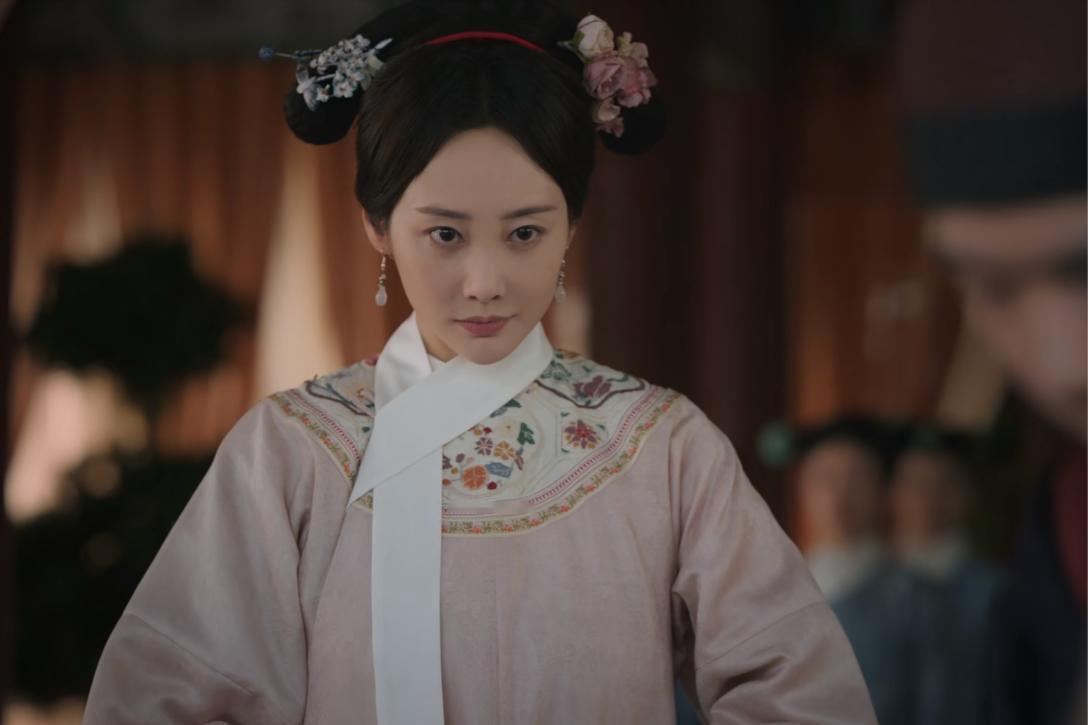 《大生意人》苏紫轩，一个被灭门的“前格格”为何还能如此张扬？她的行为看似不合