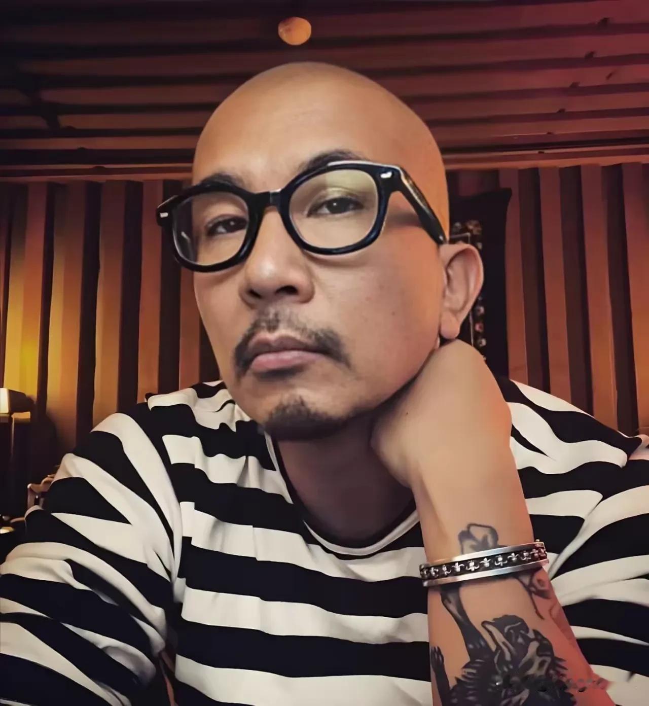 人家多精明至始至终，没有出过一毛钱连家门都没让进过现在，还来争遗