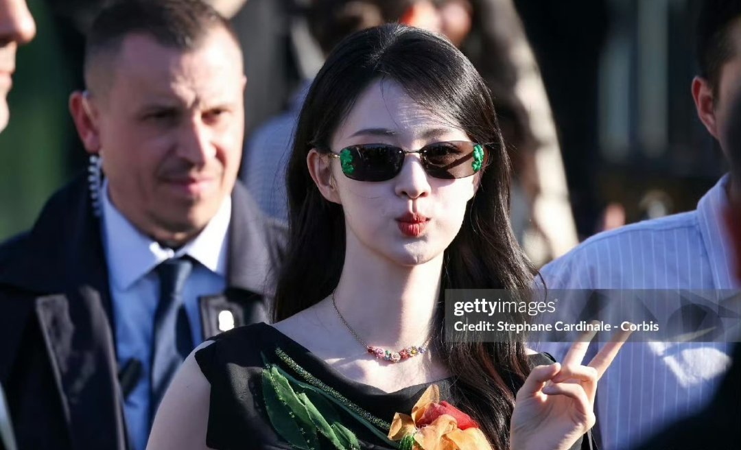 这个李昀锐帅成啥样了！！干净清爽又自带贵气，怼脸也完全扛住李昀锐G社出图